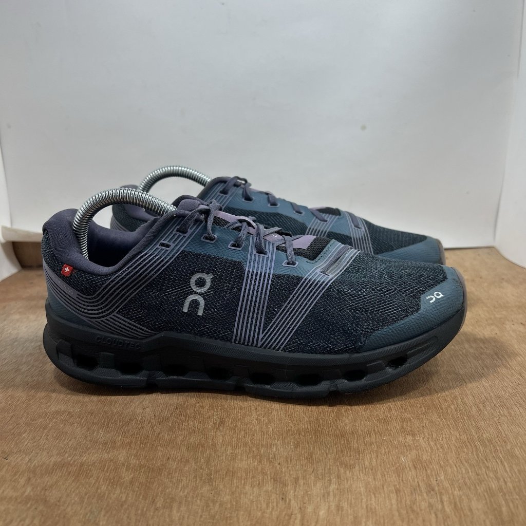 On Cloudgo Women Size 9.5 55.98087 Black Athletic Running Hiking Gym Shoes